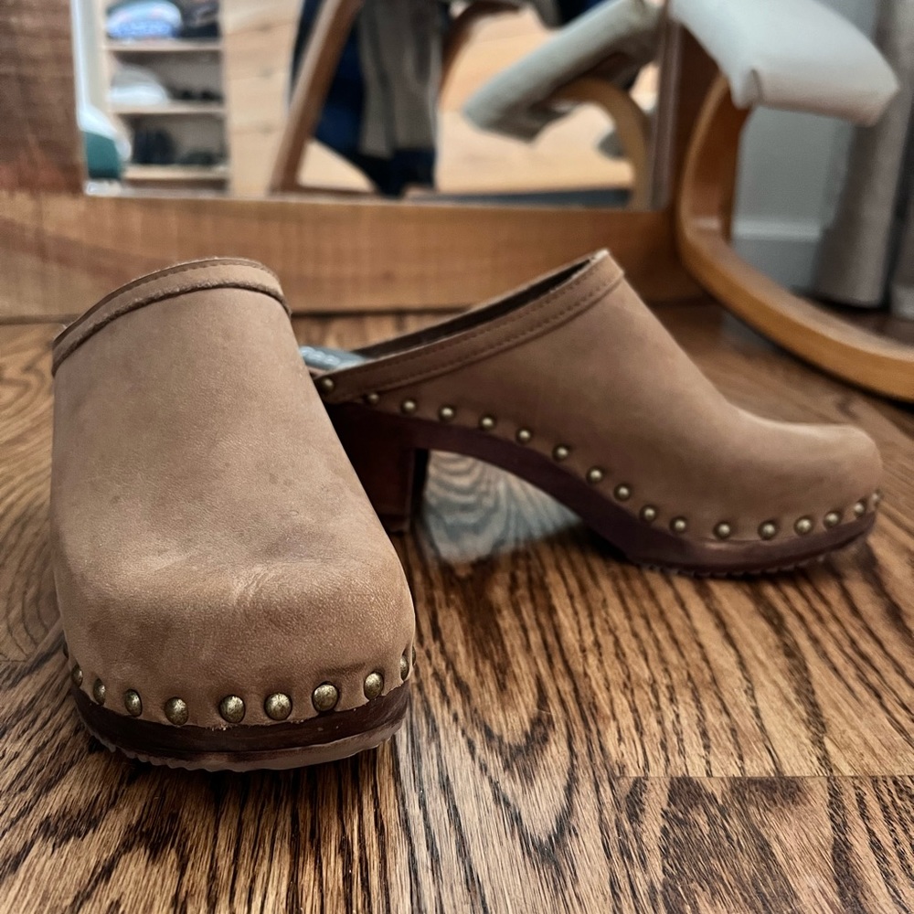 Classic Studded Brown Suede Clogs - Women